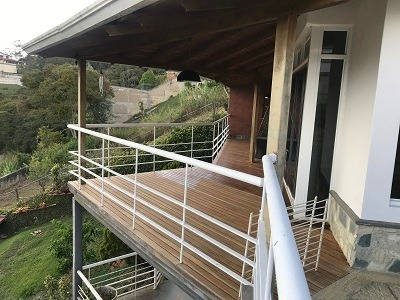 Imagen 14 de 29 de En Venta Casa 6h+s/5b+s/6pe 470 M2 Urb Club De Campo, San Antonio 9512