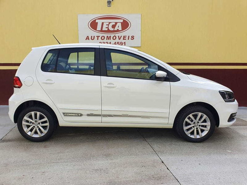 Volkswagen Fox Connect 1.6 Flex 8v 5p