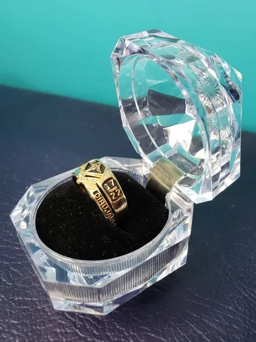 Anillos de graduacion medico cirujano sale