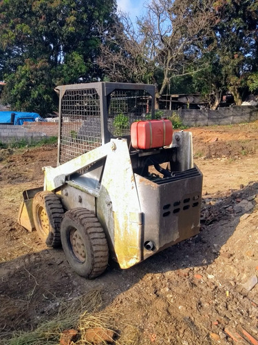 Bob Cat 711 Trator Motor 2 Cilindro