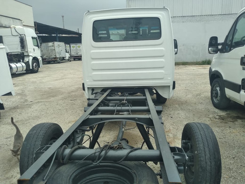 Iveco Daily 35s14 Chassi - 2018 - Ducato / Sprinter / Trafic