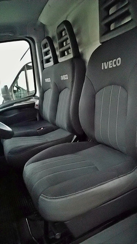 Imagen 14 de 20 de Iveco Daily 55c17