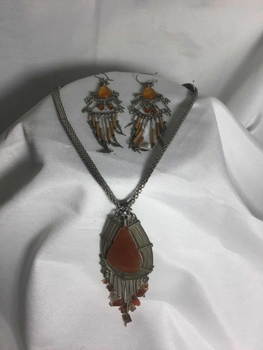 Collar Gargantilla Con Piedra Ámbar Con Aros (1035)