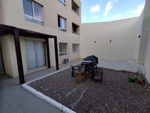 Venta Apartamento De 3 Dormitorios Y Garaje