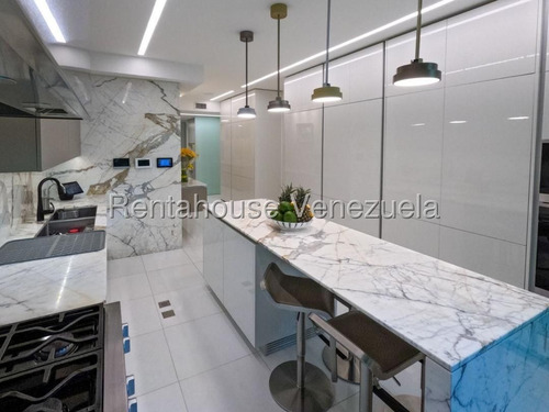 Csalad Apartamento (dúplex) En Venta En Campo Alegre, Distrito Metropolitano