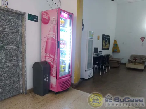 Espectacular Casa Amplia Con Agradables Espacios. Cod. 11669