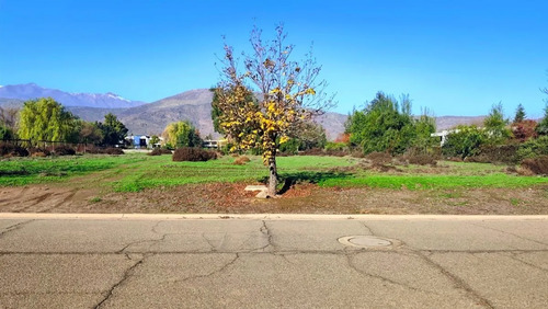Sitio En Venta En Brisas De Chicureo