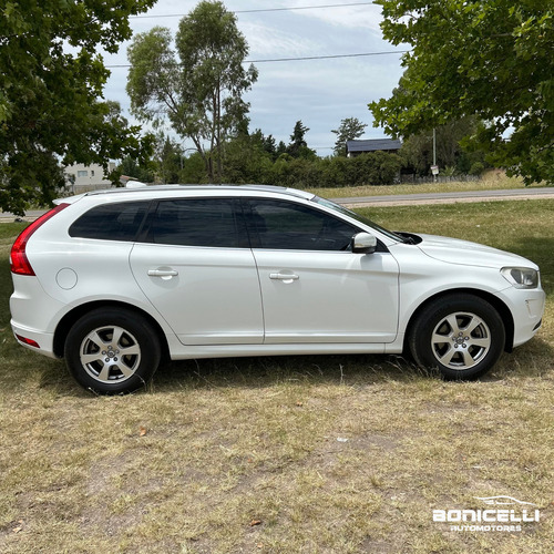 Volvo XC60 2.5 T5 Momentum