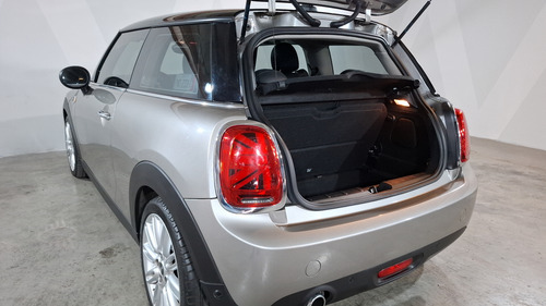 Mini Cooper 1.5 COOPER PEPPER DCT