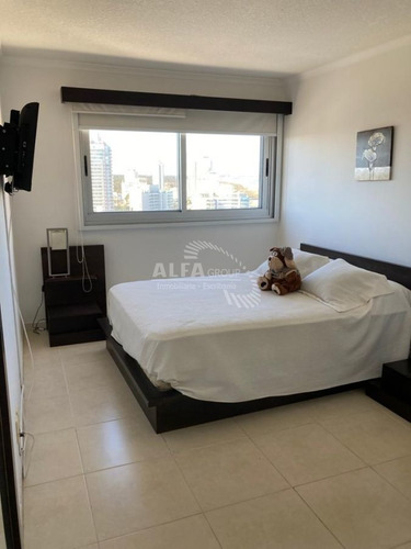 Imagen 10 de 26 de Apartamento En Alquiler, Con Parrillero Propio En Punta Del Este