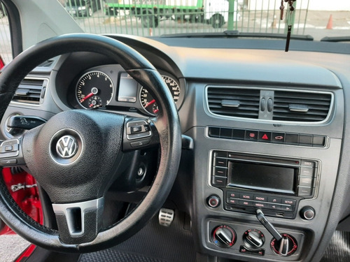 Imagem 5 de 15 de Volkswagen Crossfox 2014 1.6 Vht Total Flex 5p