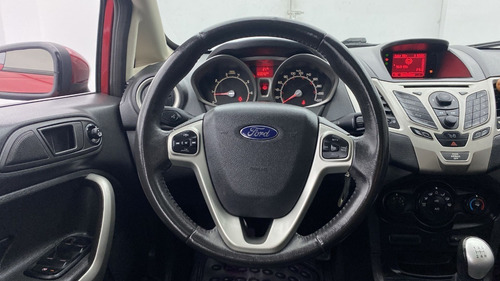 Imagen 22 de 25 de Ford Fiesta 2011