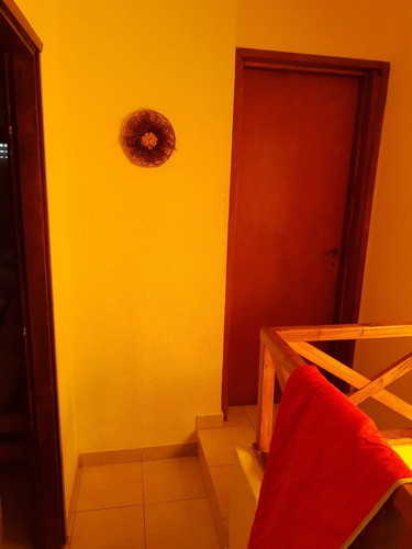 Imagen 8 de 14 de Excelente Propiedad Con 2 Dúplex Y Local Garage En Santa Ter
