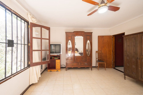 Venta Casa 4 Dormitorios Pileta Y Parque Colastine