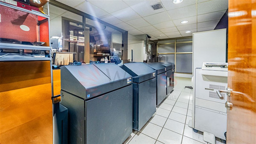 Local Comercial En Venta En Ñuñoa
