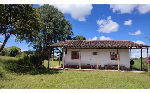 Finca Vía Rionegro La Ceja (quirama)