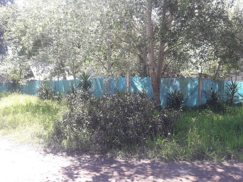 Lotes En Dolares A Dos Cuadras De La Autopista