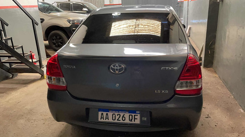 Toyota Etios 1.5 Sedan Xs 2016