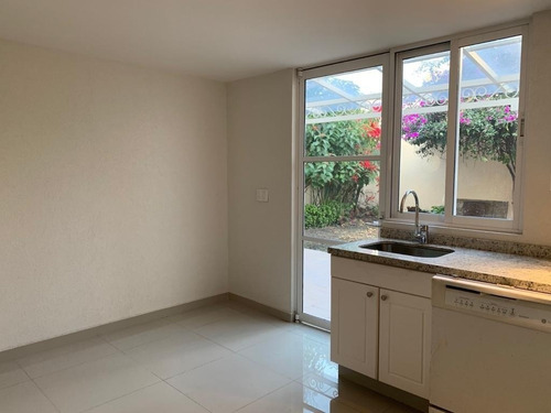 Imagen 7 de 20 de Venta De Casa Remodelada!!! En Colonia Santa Cecilia De 237m