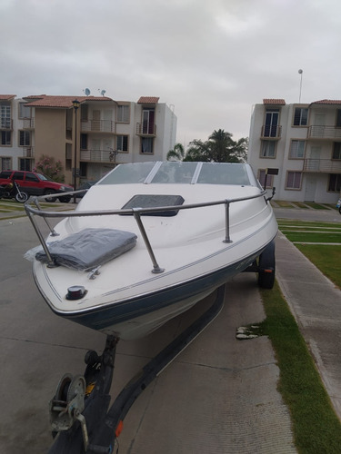 Bayliner  Capri Con Camarote