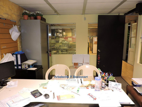 Imagen 7 de 22 de Ciudad Vieja!!!! Oficinas Depositos Y Local Comercial!!!!