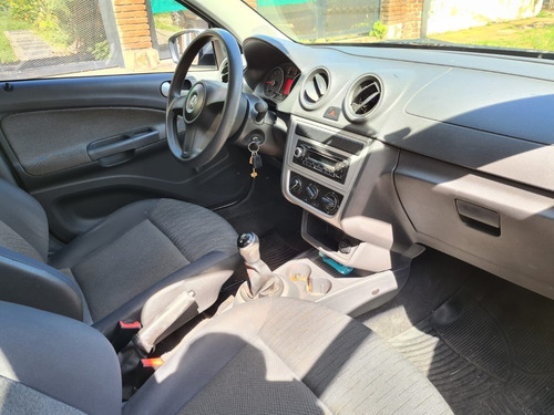 Imagen 11 de 15 de Volkswagen Gol Trend 1.6 Gp Sedan 5 Puertas 2013