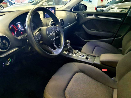 Imagen 22 de 25 de Audi A3 2018 Sedan Sportback A1 Q2 A4 Q3 Q5 A5 2019 S3 A318