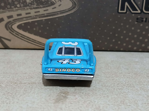 Disney Pixar Cars - The King / El Rey Dinoco #43 Celeste (Usado)