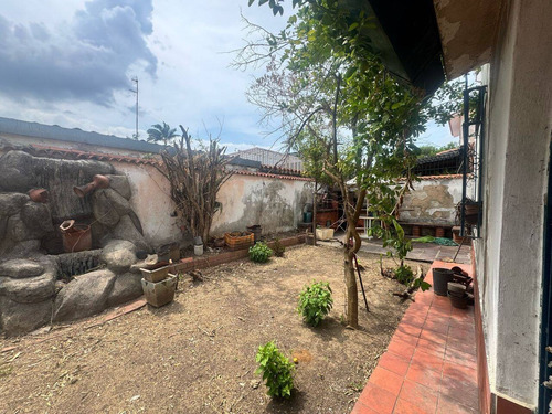 Casa En Venta En El Trigal Norte, Valencia 277768 Lz
