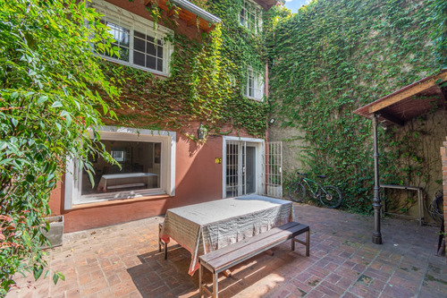 Casa - Patio Con Parrilla - Lote Propio Palermo Hollywood - 5 Dormitorios Sin Expensas