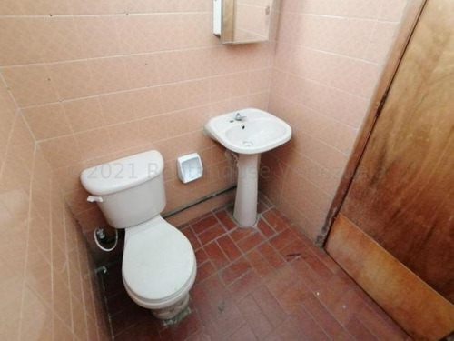 Imagen 13 de 30 de Casas En Venta Zona Centro Barquisimeto 22-8588 /m