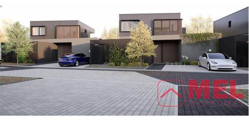 Casa Nueva En Venta De 3 Dorm. En Chicureo Piedra Roja