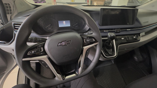 Chevrolet Express Max 2025