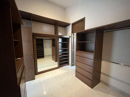 Casa En Venta En Misión San Jerónimo, Fray Junípero Serra, Querétaro