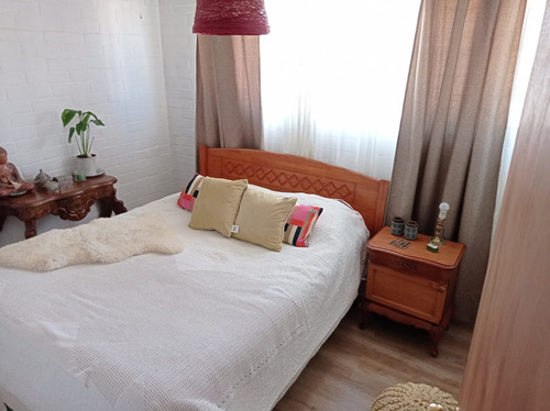 Limache - Se Vende Casa En Andres Bello, 2d Y 1b