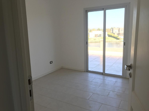 Imagen 24 de 30 de Casa En Venta El Canton Bº Islas A Laguna
