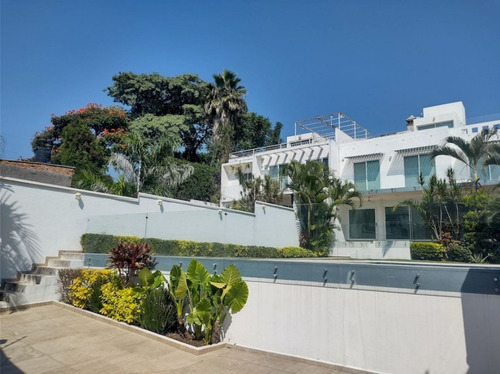 Casa Estilo Contemporáneo En Burgos De Cuernavaca, Temixco Morelos.