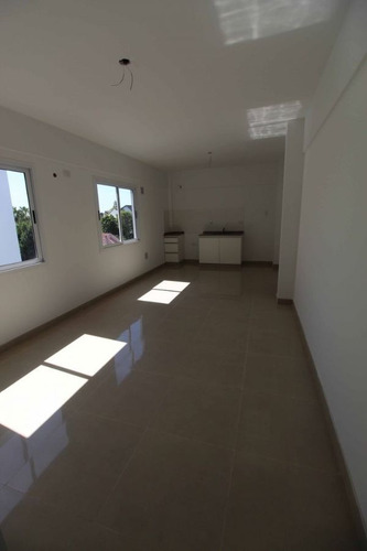 Imagen 4 de 13 de ¡ Oportunidad ! Deptos 2 Amb Al Frente - Con Balcon - En Pozo - Financiacion!!!!