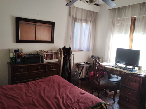 Apta Credito!! Retasada, Excelente Oportunidad! Zona Clásica De Bella Vista, A Dos Cuadras De La Iglesia San Francisco, Cercana A La Estación Del San Martin, Charter A Bs As, Y Zona Comercial.