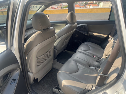 Toyota RAV4 2.4 4x4 Aut. 5p