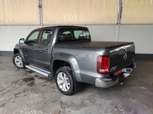 Imagem 6 de 11 de Volkswagen Amarok 2017 2.0 Highline Cab. Dupla 4x4 4p