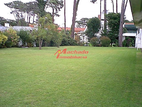 Casa En Punta Del Este, Mansa- Ref: 3900