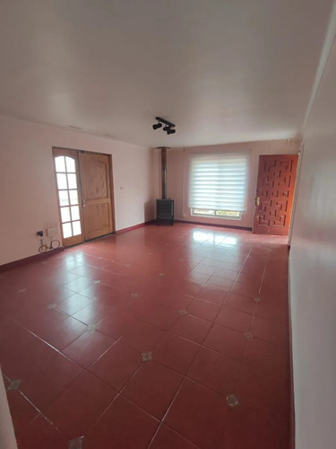 2 Casas En Terreno Amplio Próximo Al Centro De Limache