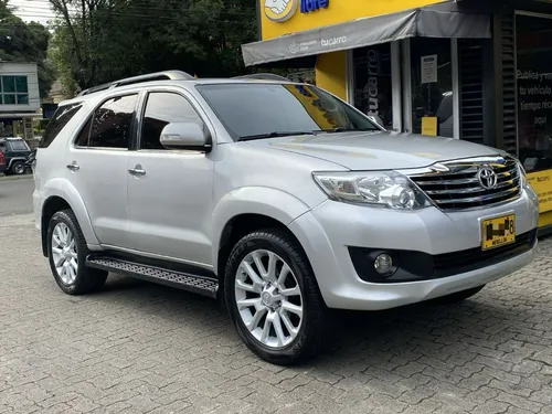 Toyota Fortuner 2.7l 4x2