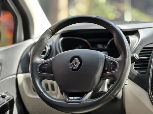 Renault Captur 2.0 Intens Automática