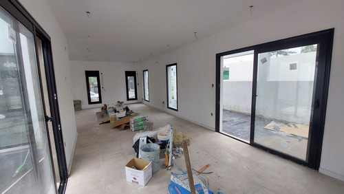Imagen 4 de 10 de Arquitectos - Proyecto, Dirección, Habilitaciones