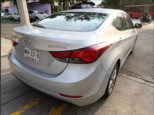 Hyundai Elantra 1.8 Gls Premium At
