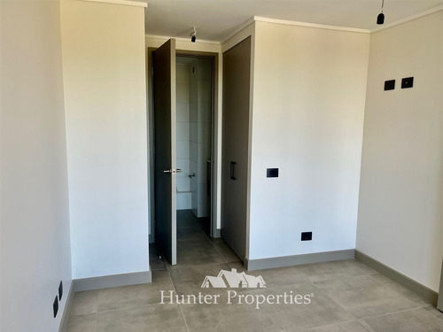 Moderno Y Nuevo Depto En Venta De 1 Dorm. En Centro De Talca