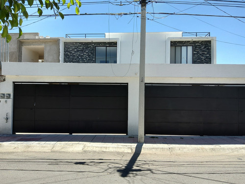 Imagen 1 de 14 de Qh5 764casa 2 Rec. Vista Al Acueducto De Querétaro Y Roof Gareden