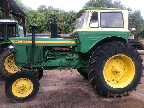 John Deere 3420